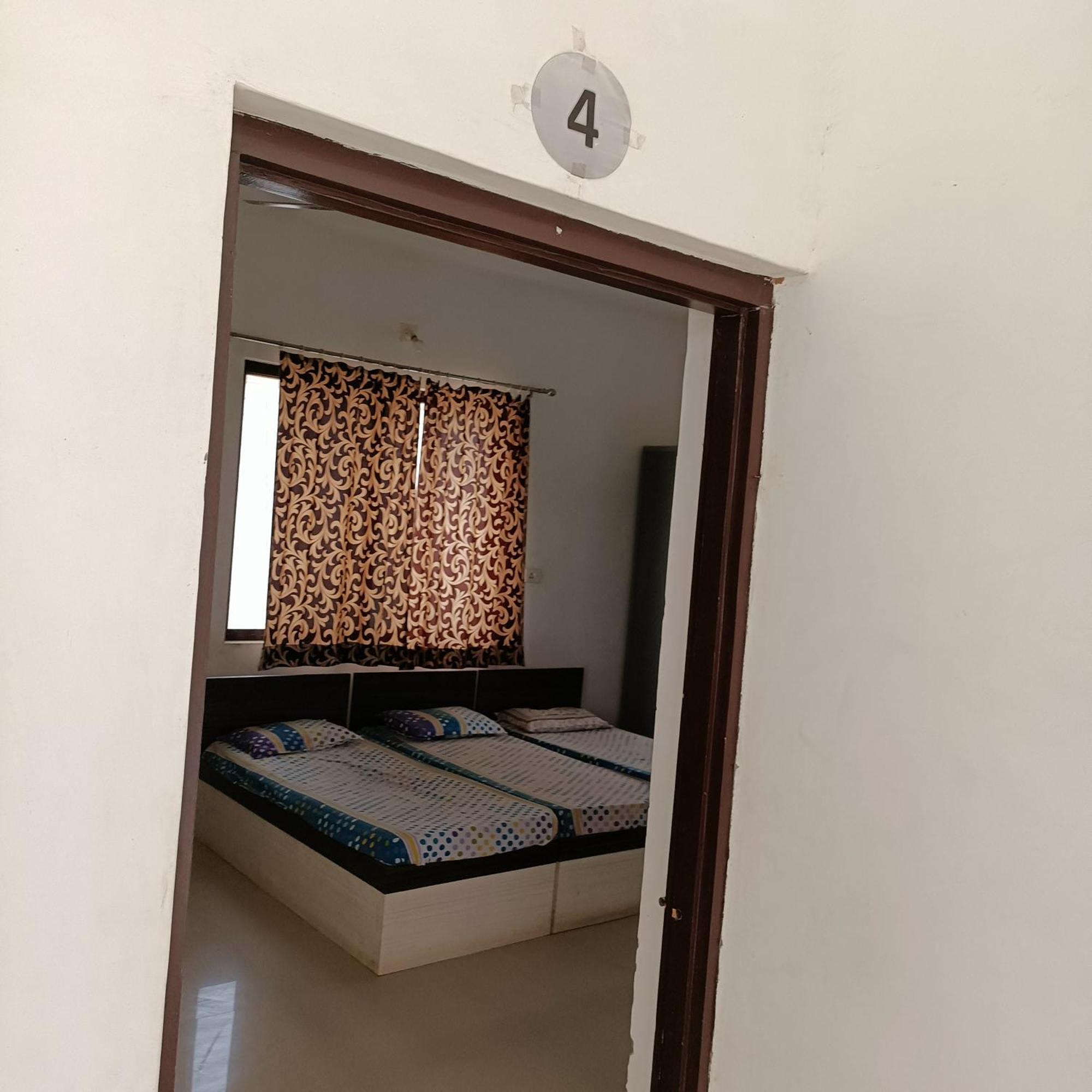 The Comfort Zone Hotel ウダイプル エクステリア 写真